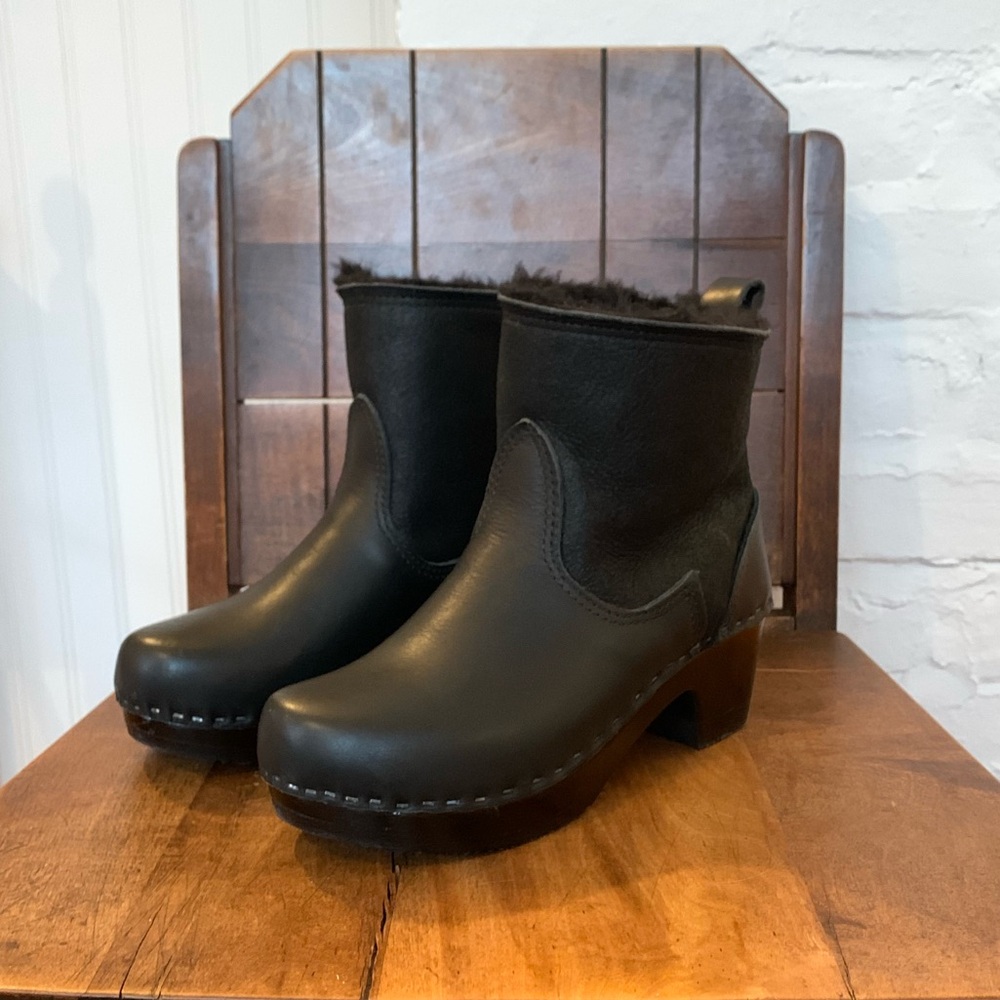 No. 6 — 5in. Pull on Shearling Clog Boot on Mid Heel in Black Suede